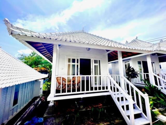 Mista Ceningan'S Beach Bungalows Previously The Kubu 221 蓝梦岛 外观 照片